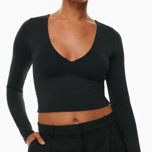 Aritzia Contour V-Neck Longsleeve